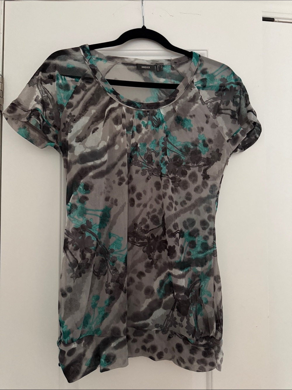 Mexx Grey Tee with Teal Floral Print